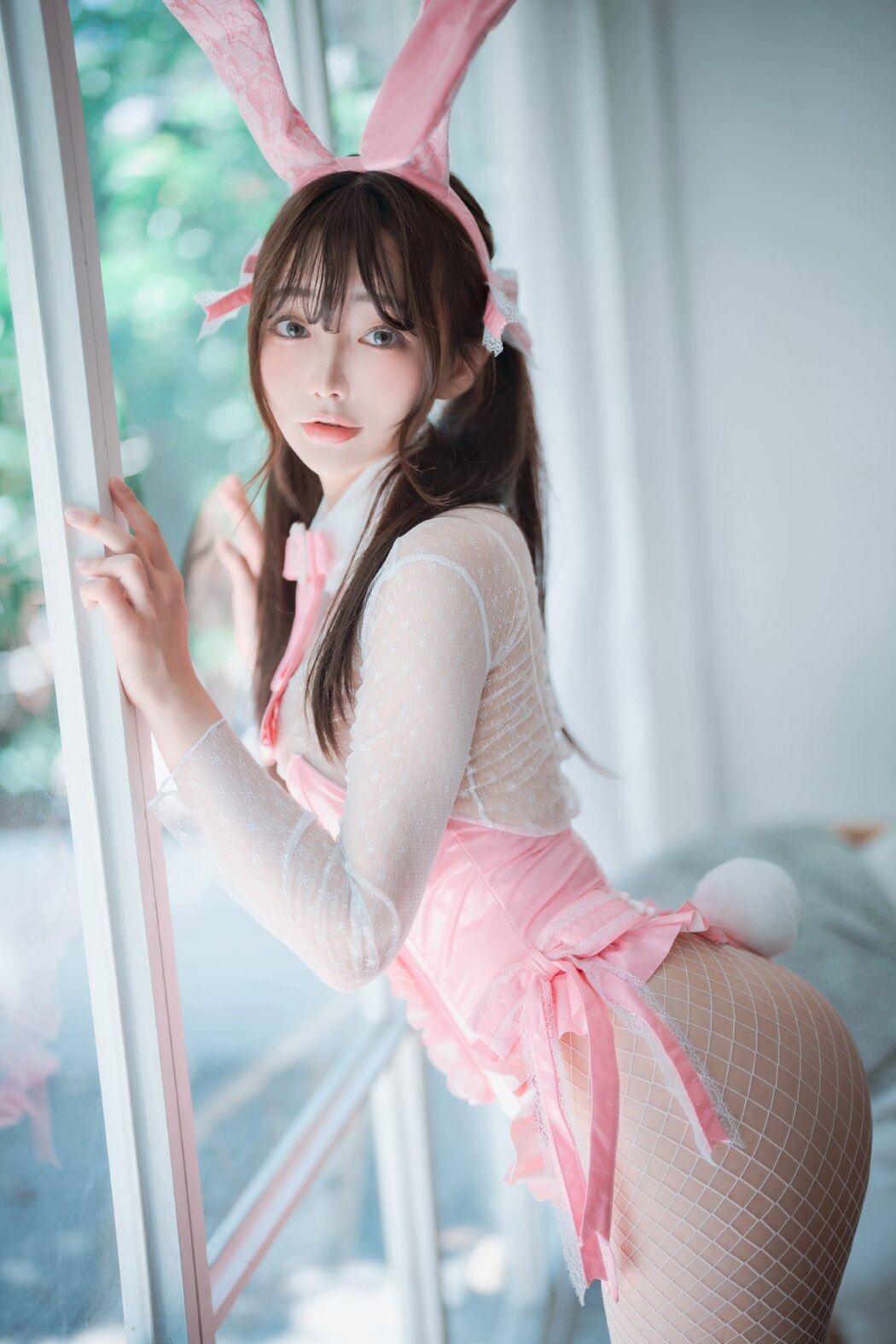 DJAWA Newbom – The Year of the Pink Bunny S.Ver