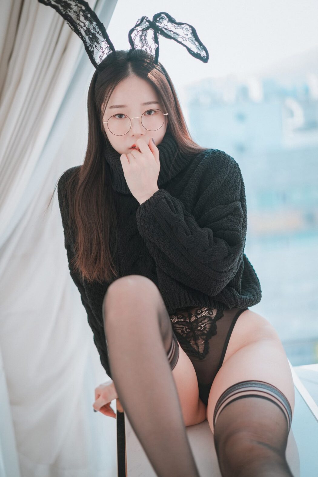 DJAWA Pia 피아 Loose and Tight Black