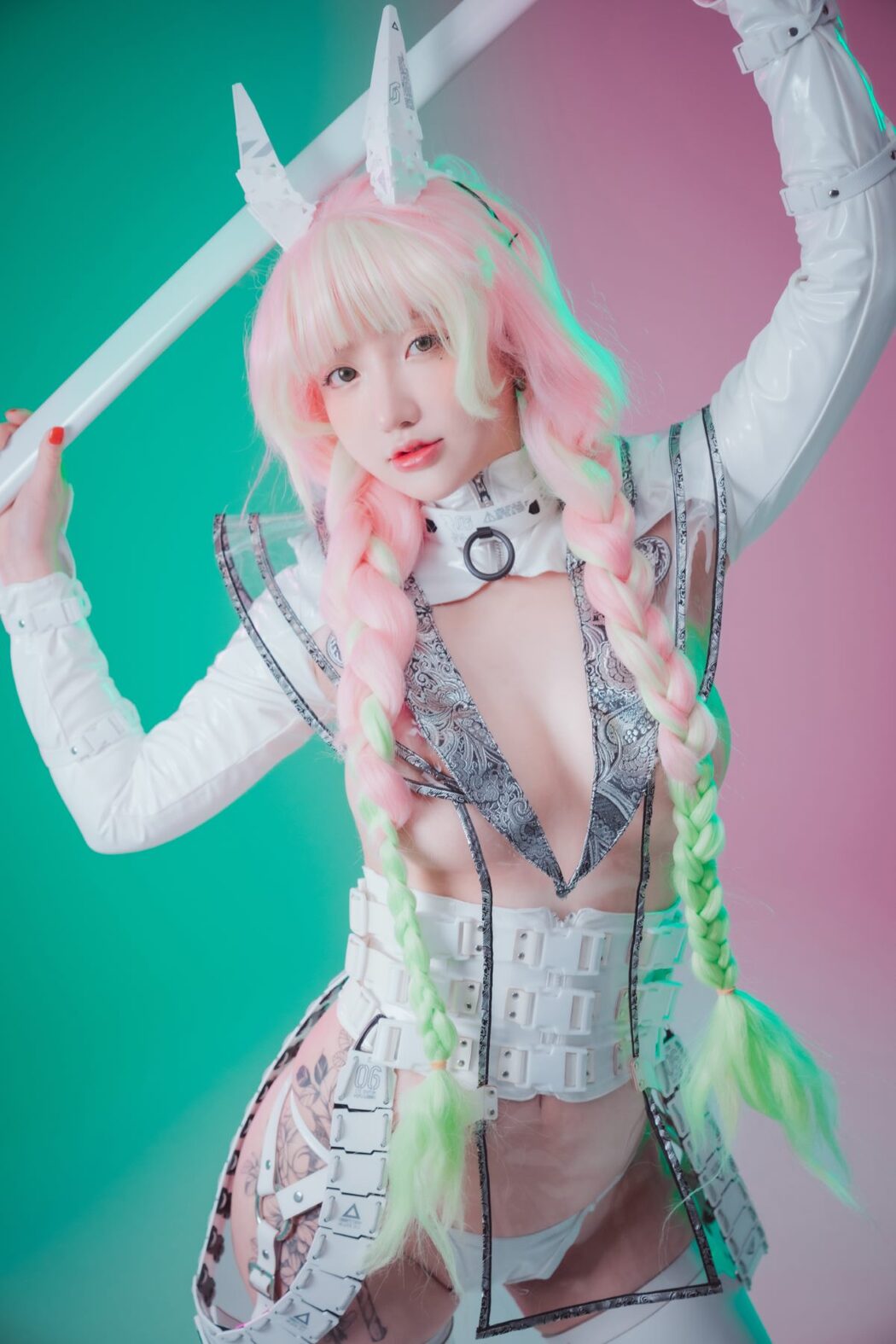 DJAWA Son Ye-Eun 손예은 Cyber Hunter Mitsuri