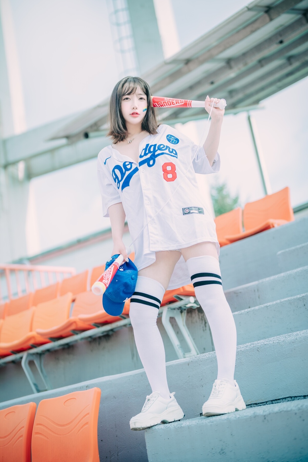 DJAWA Son Ye-Eun 손예은 – Cheer Up In The Summer A