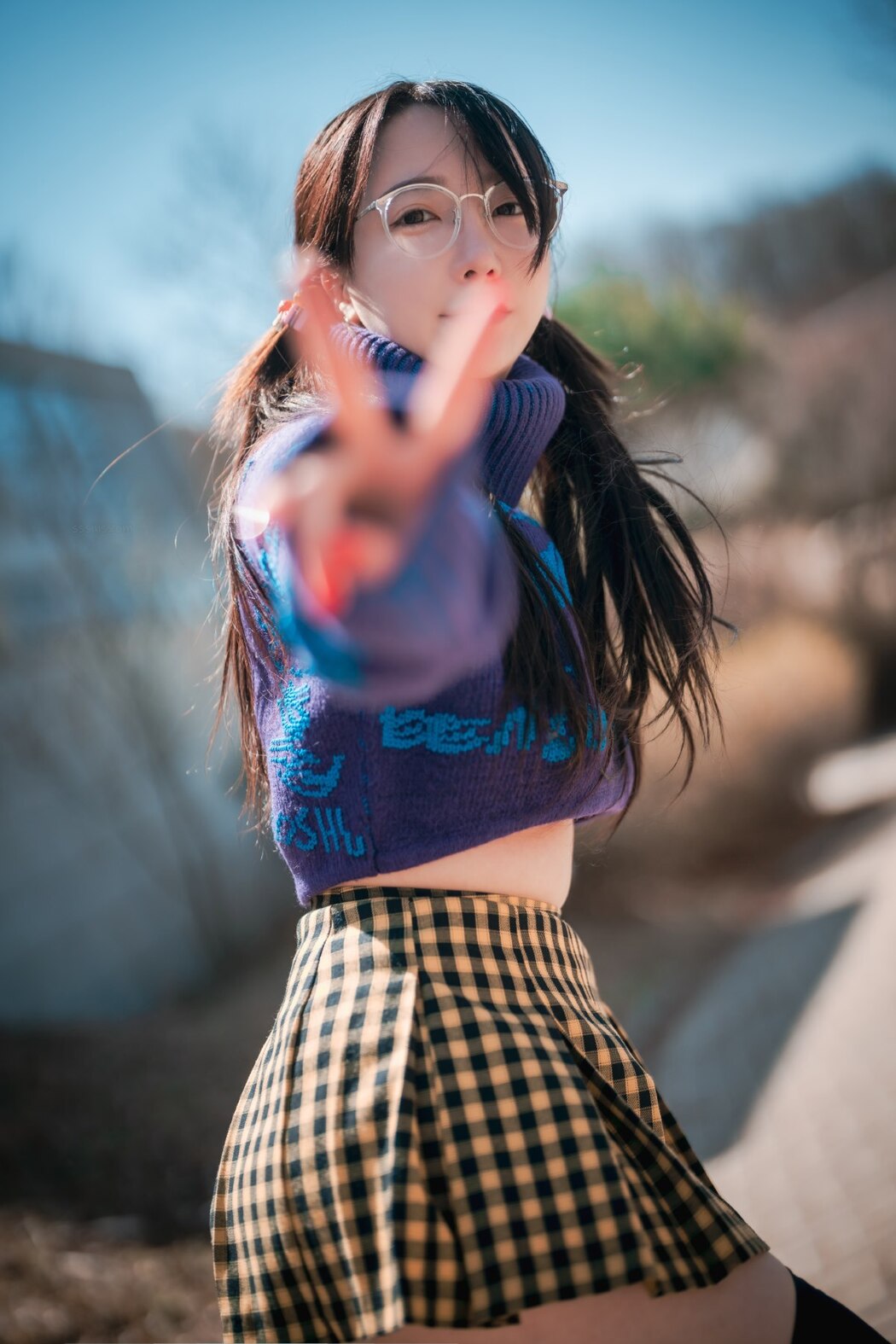 DJAWA Son Ye-Eun 손예은 – Early Spring Walk In March Vol.2 S.Ver B