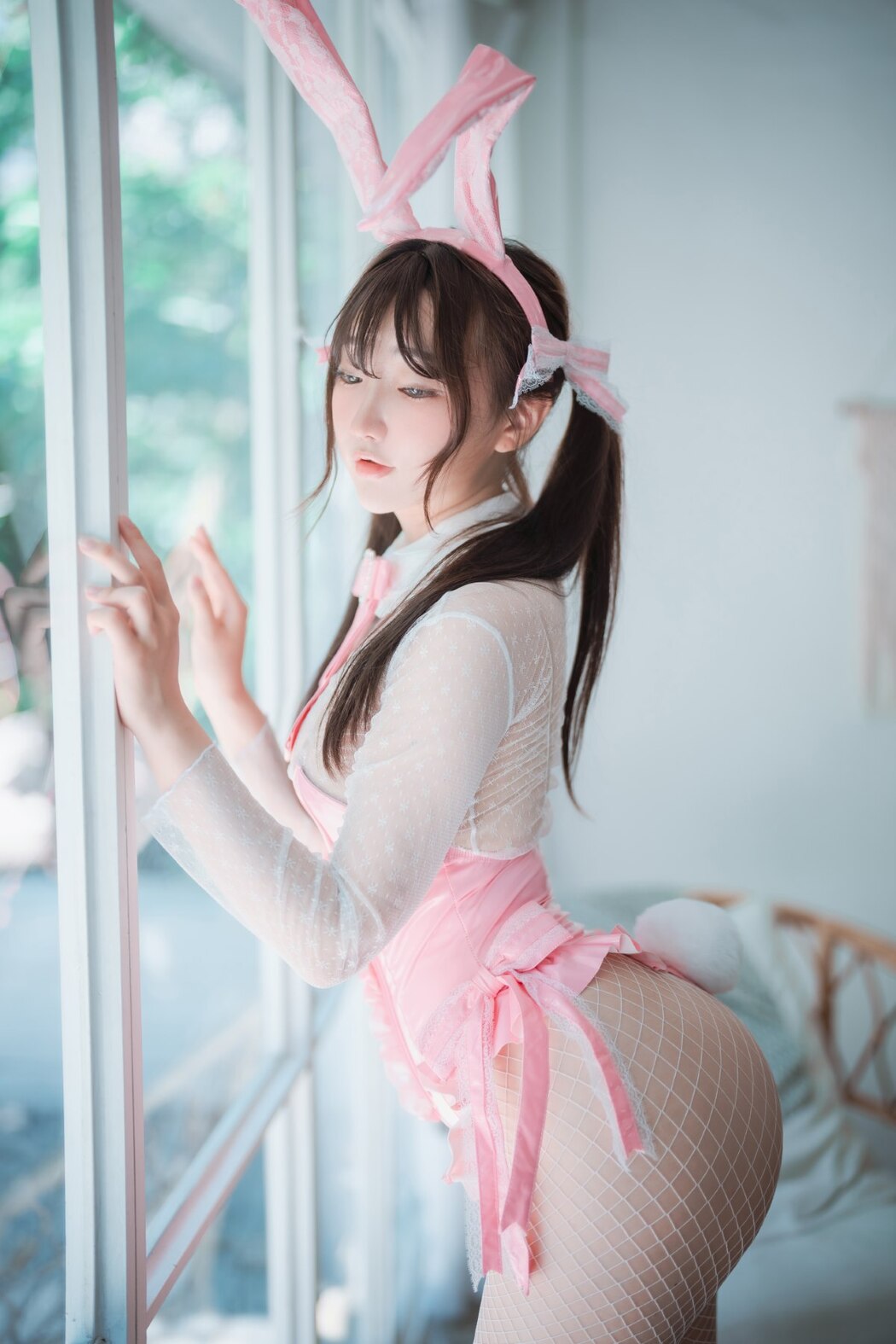 DJAWA Newbom – The Year of the Pink Bunny S.Ver