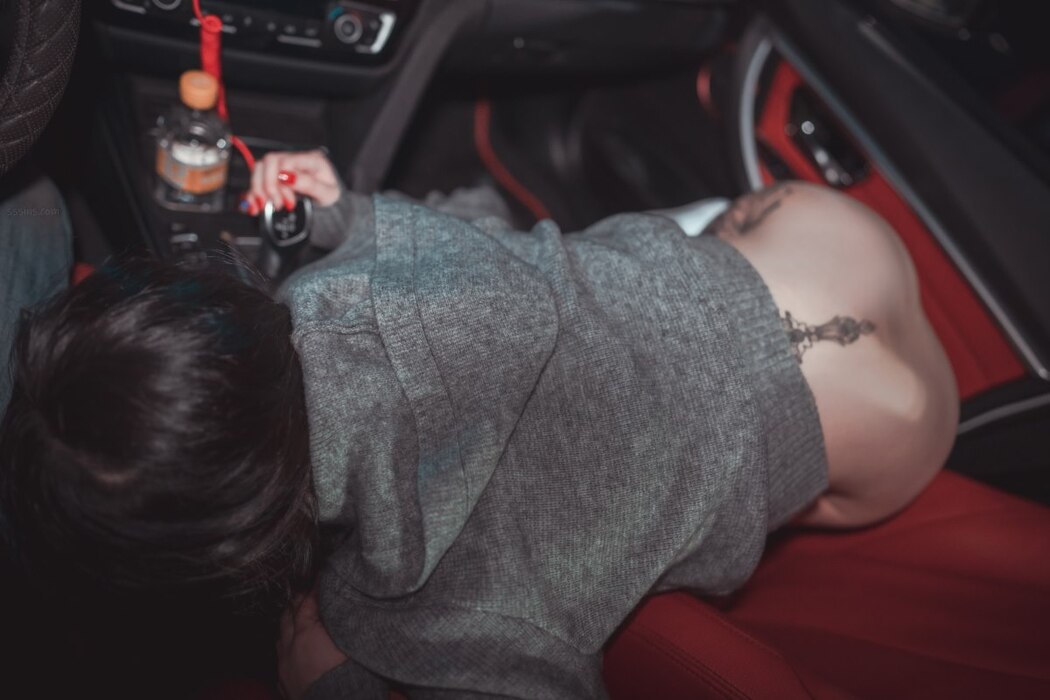DJAWA Son Ye-Eun 손예은 – Drive My Car