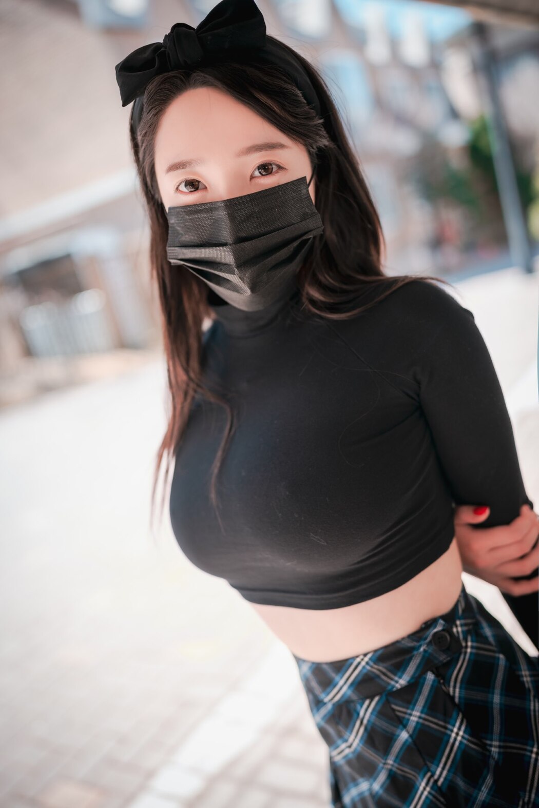 DJAWA Son Ye-Eun 손예은 – Early Spring Walk In March Vol.2 S.Ver B
