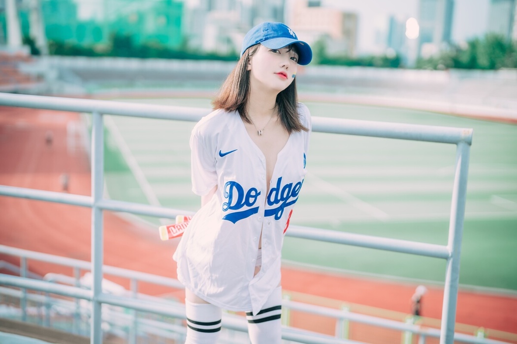 DJAWA Son Ye-Eun 손예은 – Cheer Up In The Summer A