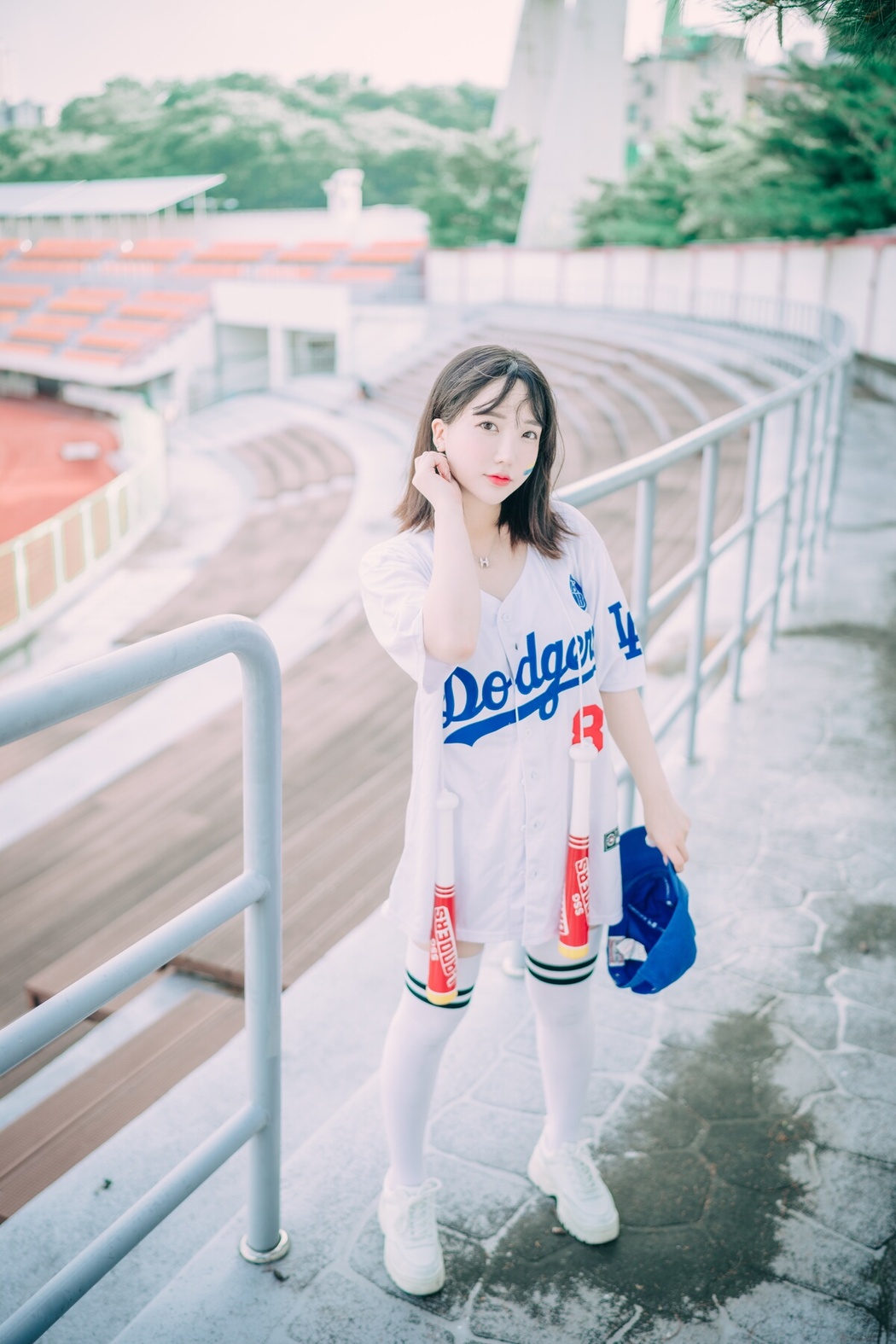 DJAWA Son Ye-Eun 손예은 – Cheer Up In The Summer A