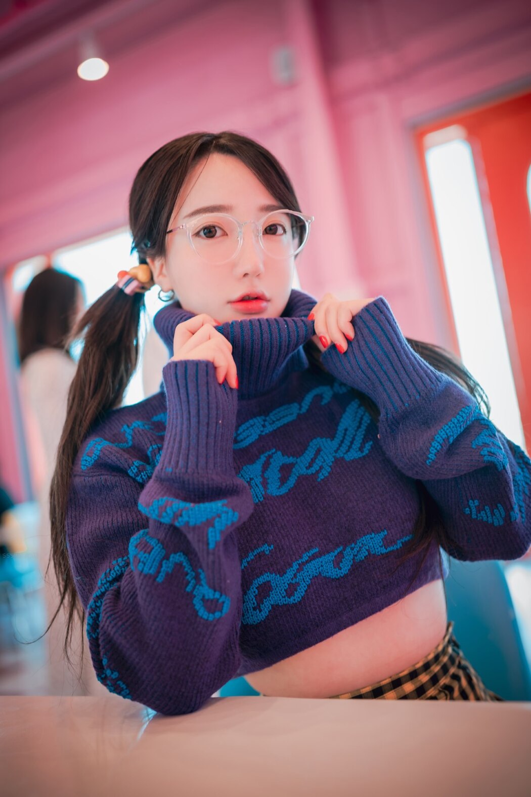 DJAWA Son Ye-Eun 손예은 – Early Spring Walk In March Vol.2 S.Ver B