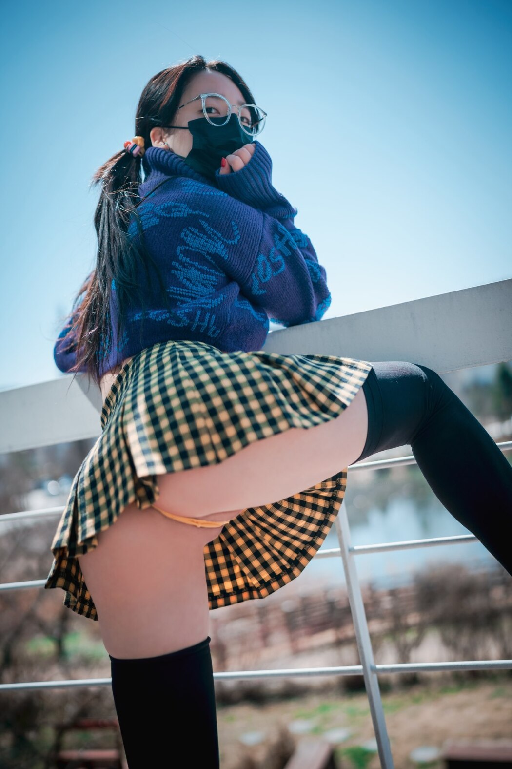 DJAWA Son Ye-Eun 손예은 – Early Spring Walk In March Vol.2 S.Ver A