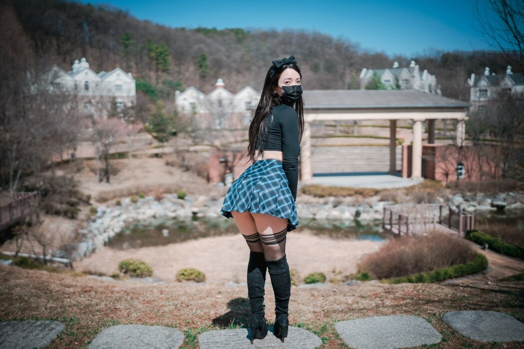 DJAWA Son Ye-Eun 손예은 – Early Spring Walk In March Vol.2 S.Ver B