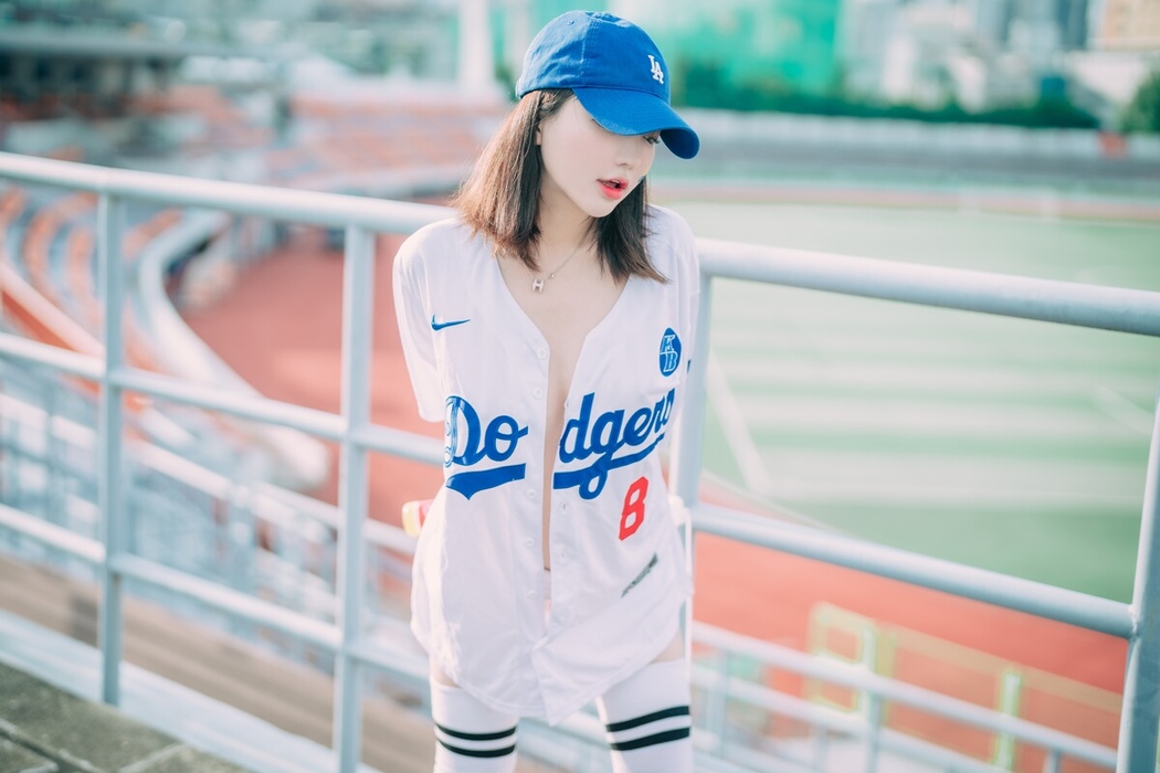 DJAWA Son Ye-Eun 손예은 – Cheer Up In The Summer A