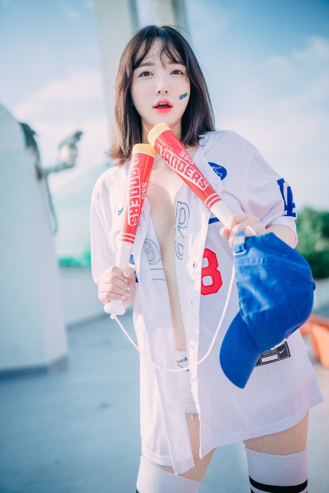DJAWA Son Ye-Eun 손예은 – Cheer Up In The Summer A