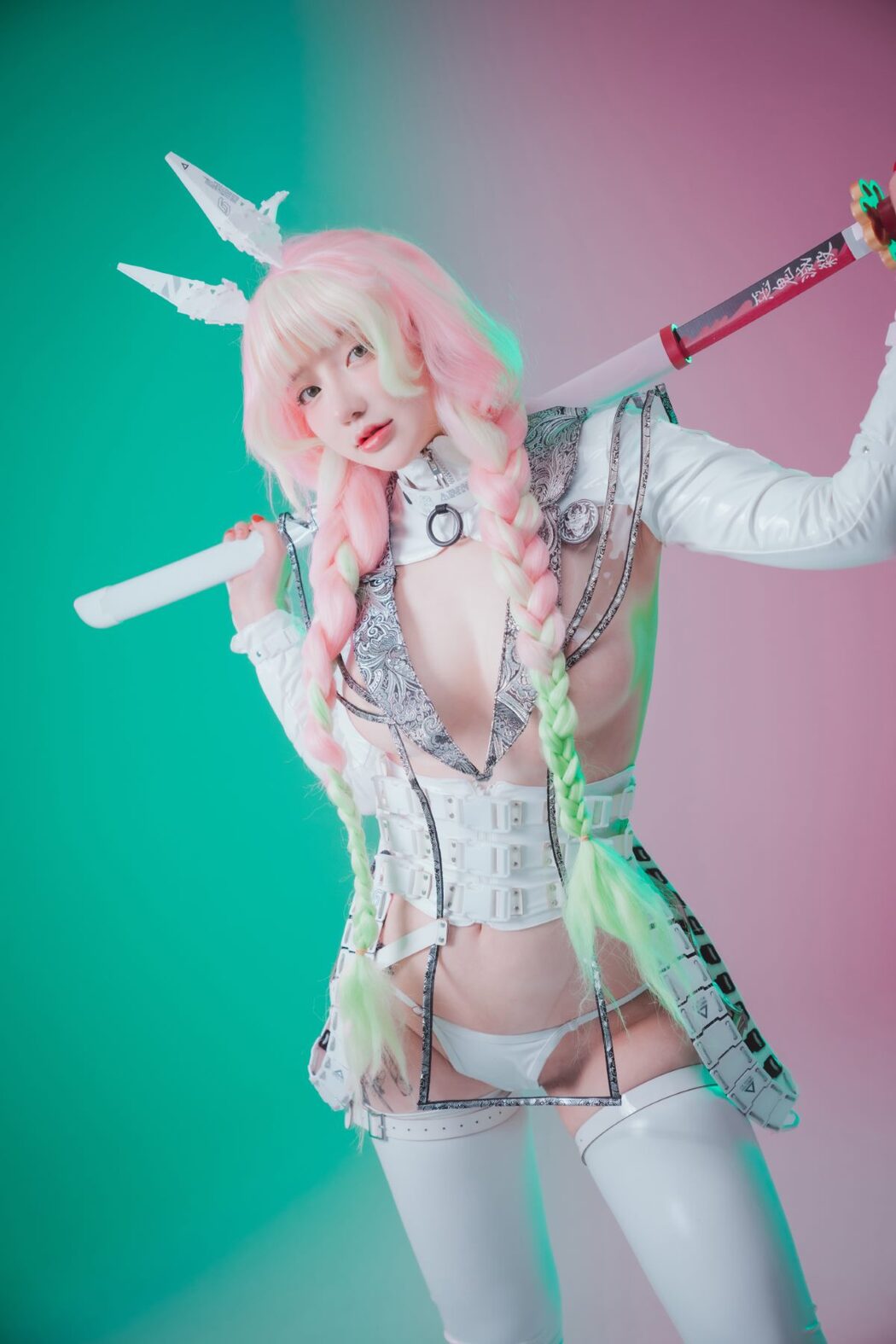 DJAWA Son Ye-Eun 손예은 Cyber Hunter Mitsuri