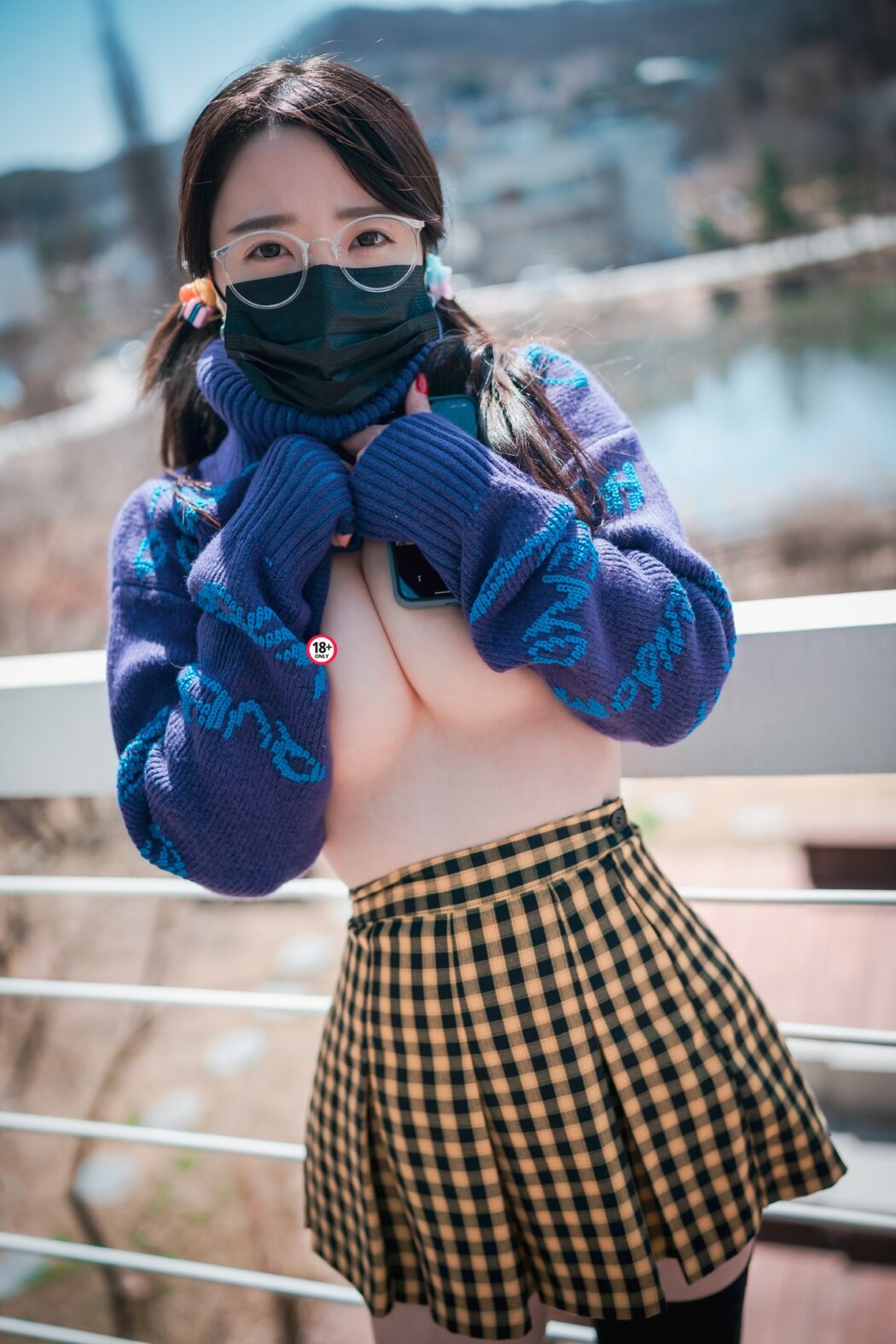 DJAWA Son Ye-Eun 손예은 – Early Spring Walk In March Vol.2 S.Ver B