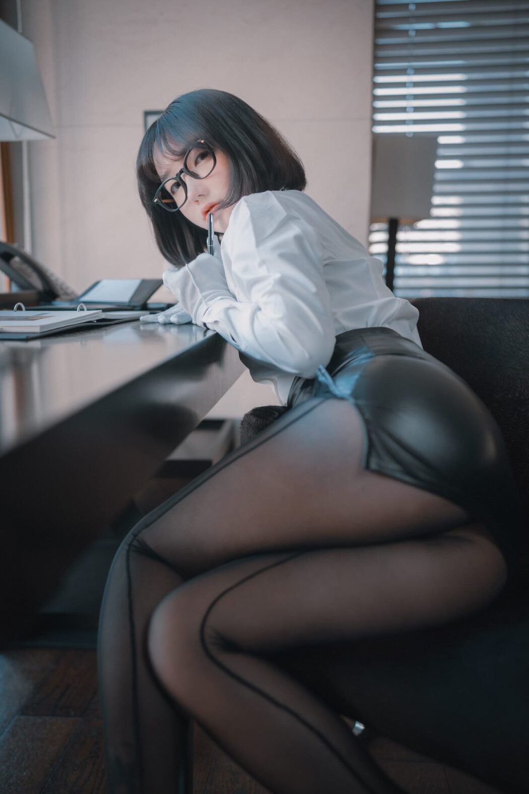 DJAWA Son Ye-Eun 손예은 Naughty Supervisor