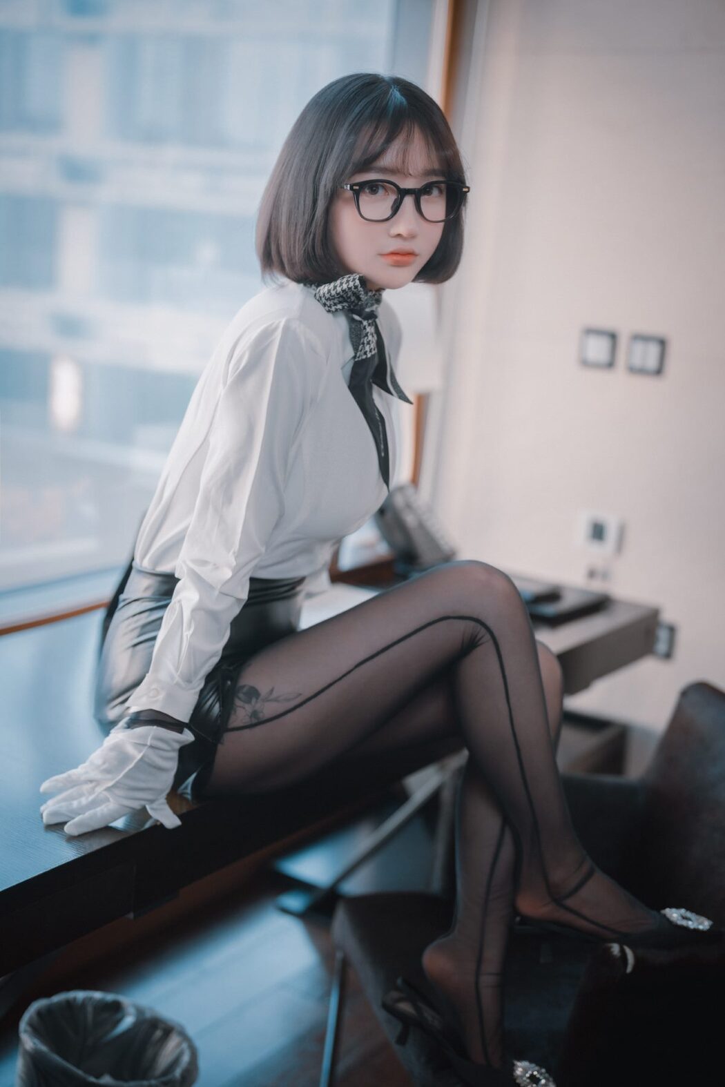 DJAWA Son Ye-Eun 손예은 Naughty Supervisor