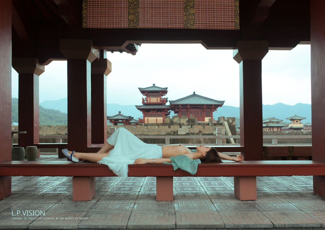 L.P.VISION Photography – 摄影大神 尺度艺术人体写真14套合集 Part03 (63P)