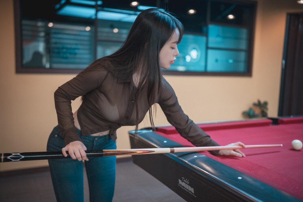 DJAWA ZziZzi – Billiards Girl