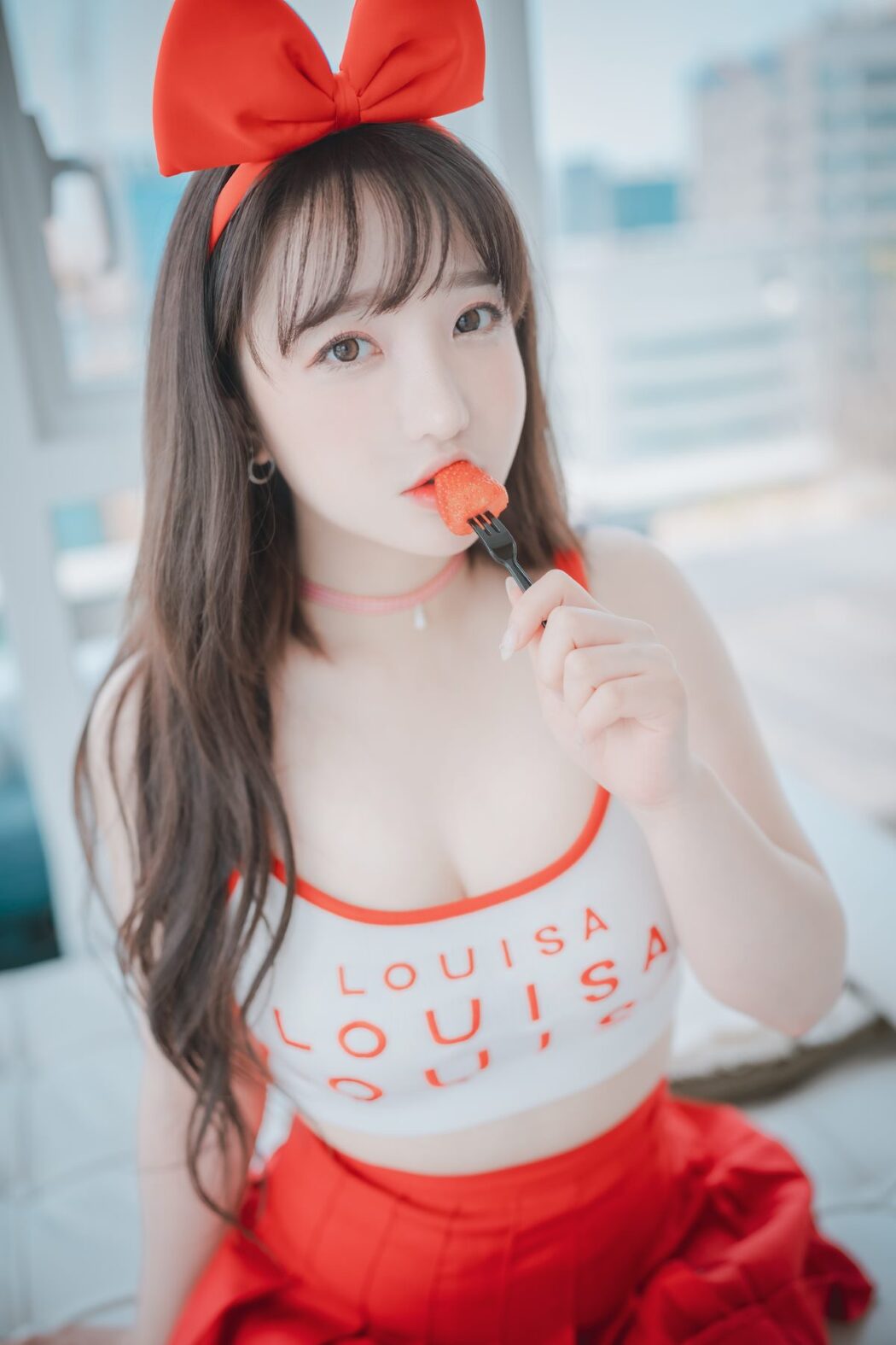 DJAWA Son Ye-Eun 손예은 Strawbeery Girl