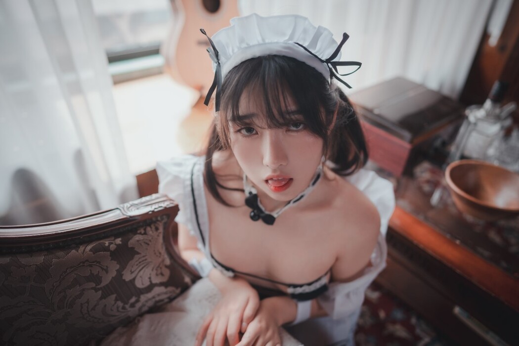 DJAWA Sonson Maid Mansion Nº6