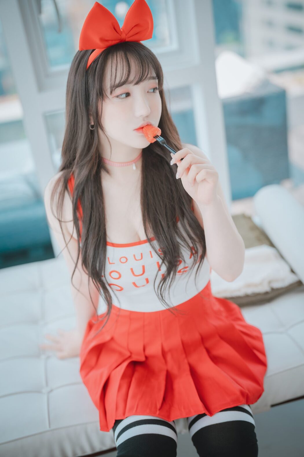 DJAWA Son Ye-Eun 손예은 Strawbeery Girl
