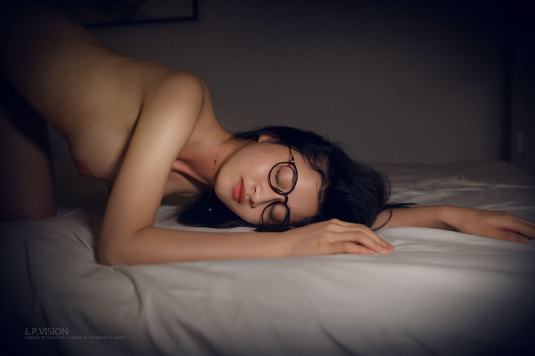 L.P.VISION Photography – 摄影大神 尺度艺术人体写真14套合集 Part10 (62P)