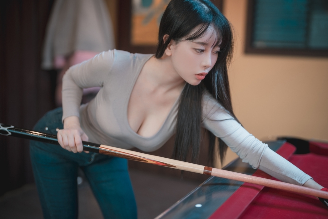 DJAWA ZziZzi – Billiards Girl