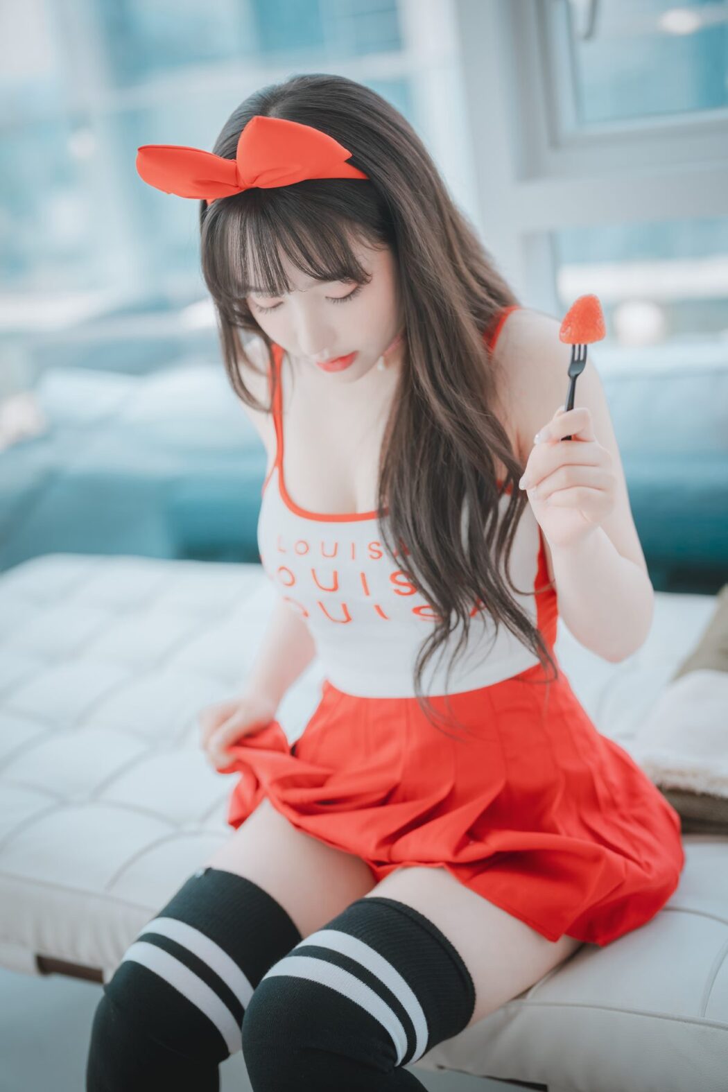 DJAWA Son Ye-Eun 손예은 Strawbeery Girl