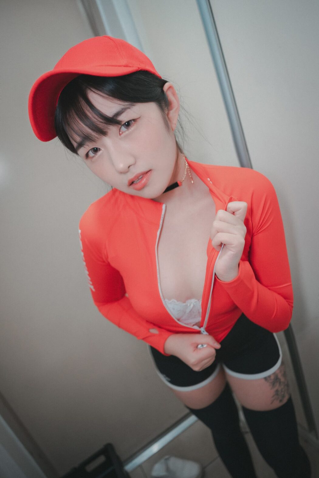 DJAWA Sonson 손손 Pizza Girl