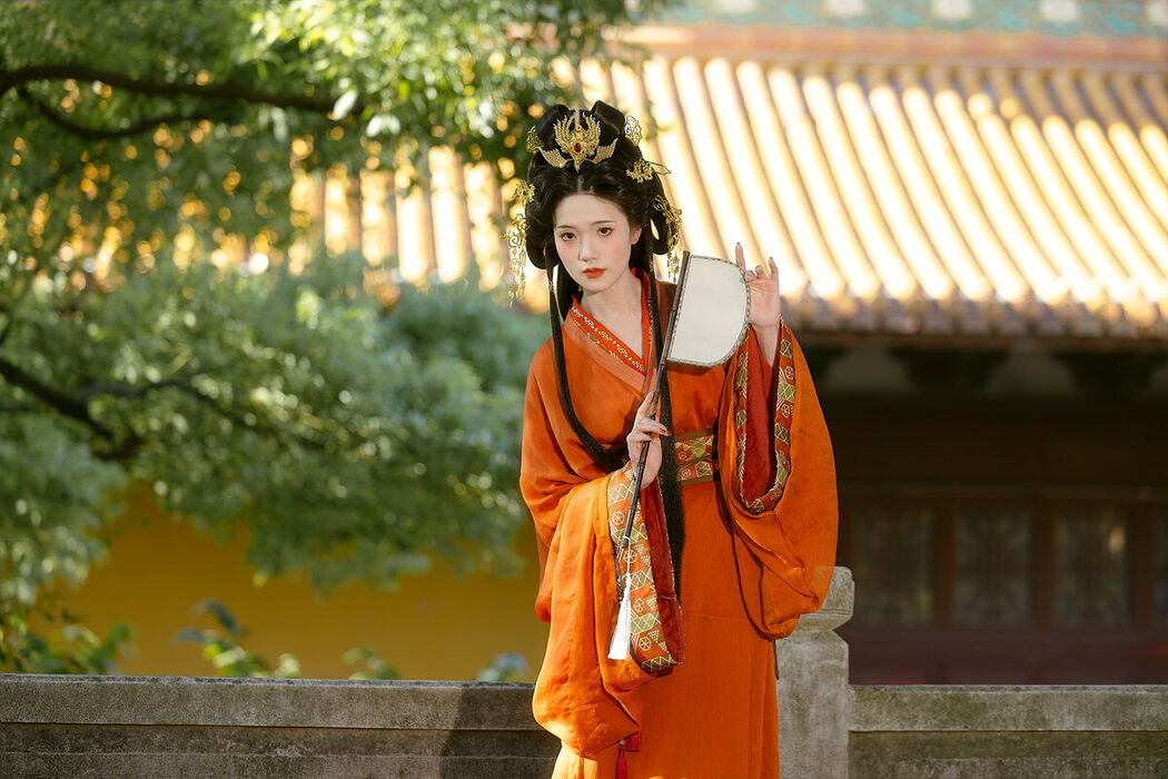 YiTuYu艺图语 Vol.8162 语卿 (23P)