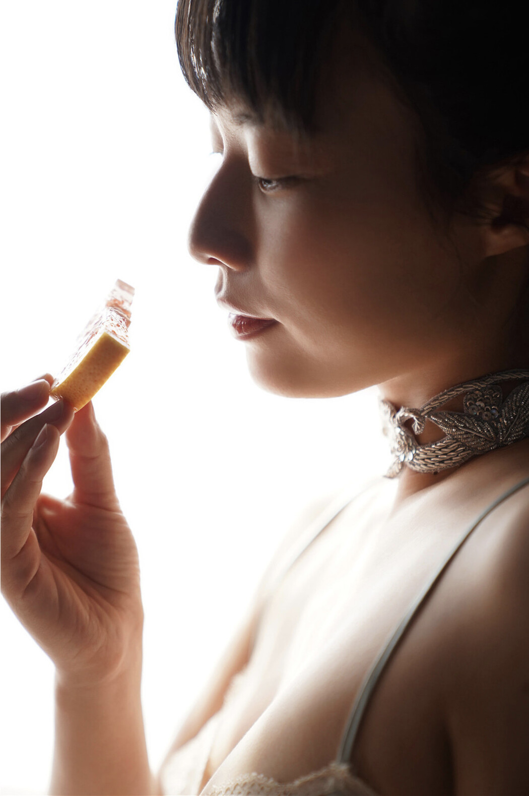 Ichiha Amatsu 天津いちは, FRIDAYデジタル写真集 『元JR東日本社員がまさかのフルヌード vol.2』 Set.01