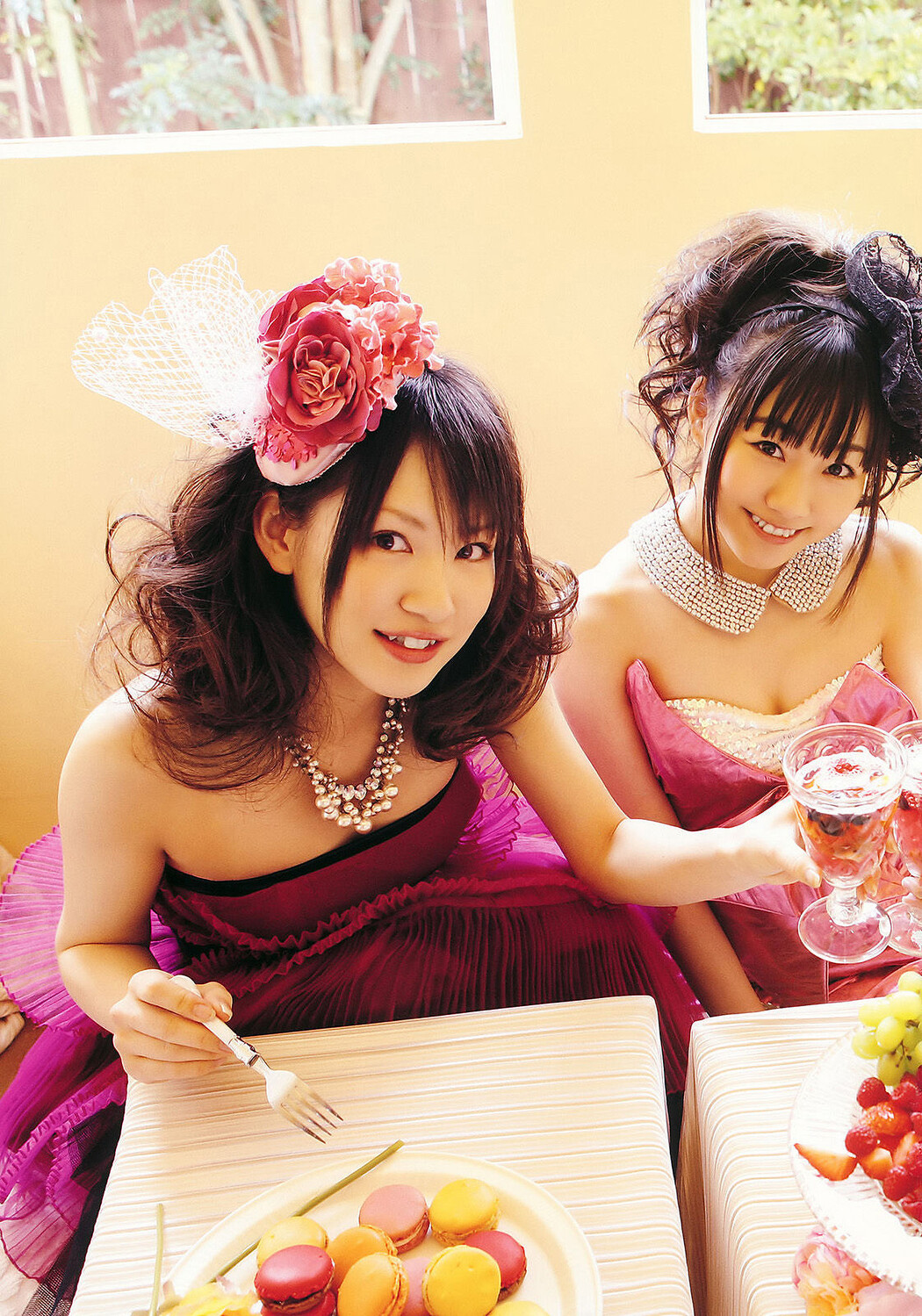 Rina Koike 小池里奈, Young Animal 2011 No.12 (ヤングアニマル 2011年12号)