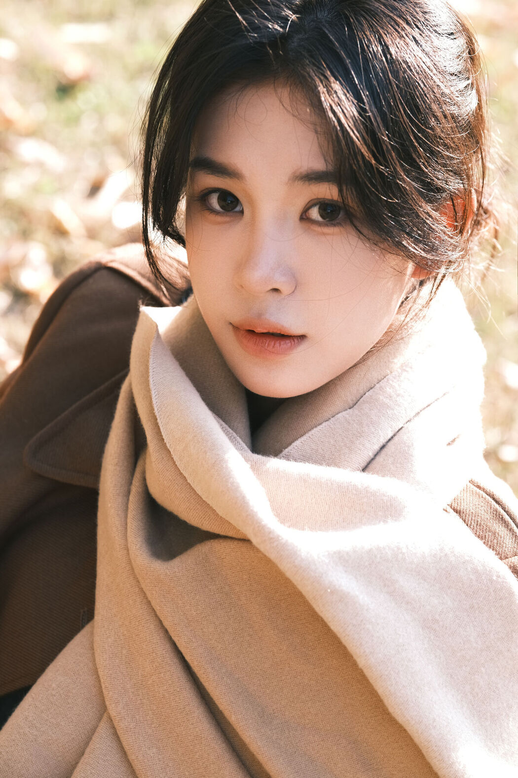 YiTuYu艺图语 Vol.8163 小纸Jx_ (28P)
