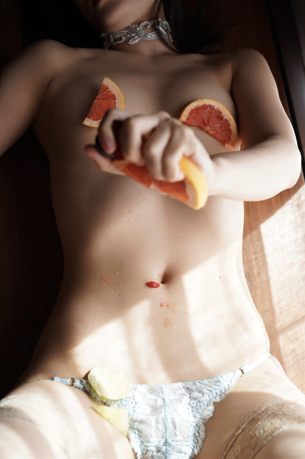 Ichiha Amatsu 天津いちは, FRIDAYデジタル写真集 『元JR東日本社員がまさかのフルヌード vol.2』 Set.01