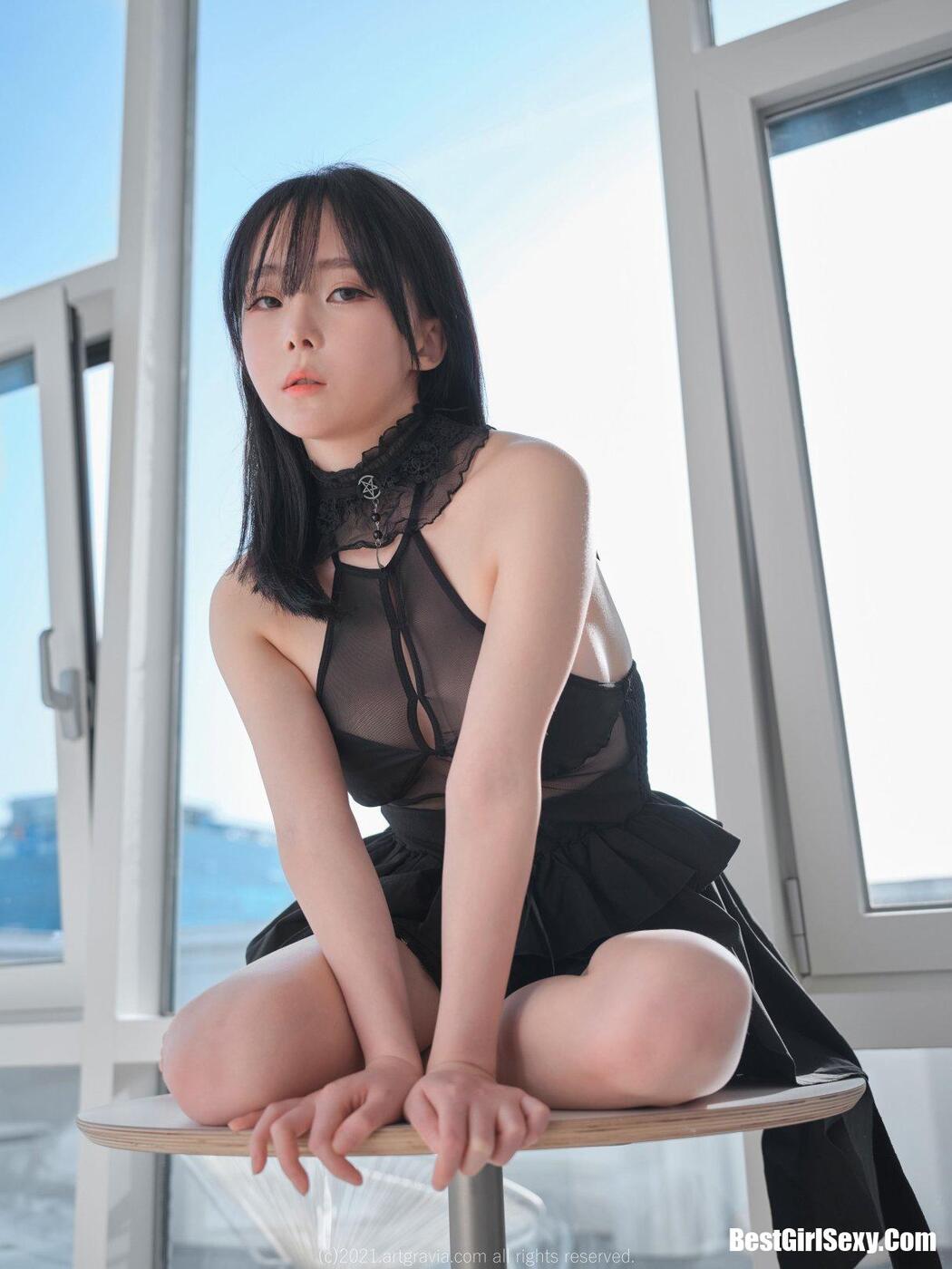 ARTGRAVIA VOL.243 Ming Sunha