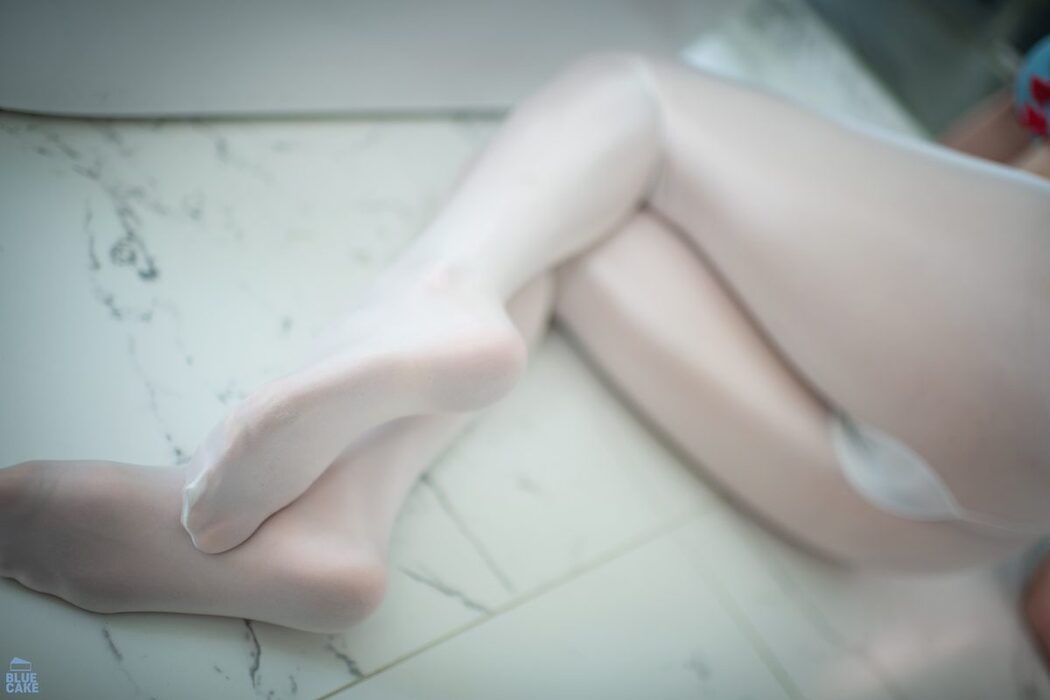 BLUECAKE Bambi 밤비 – Love Dive B