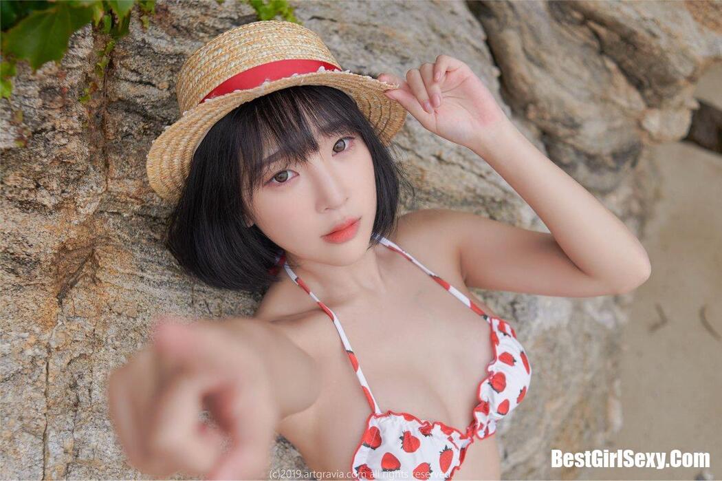 ARTGRAVIA VOL94 Kang In Kyung