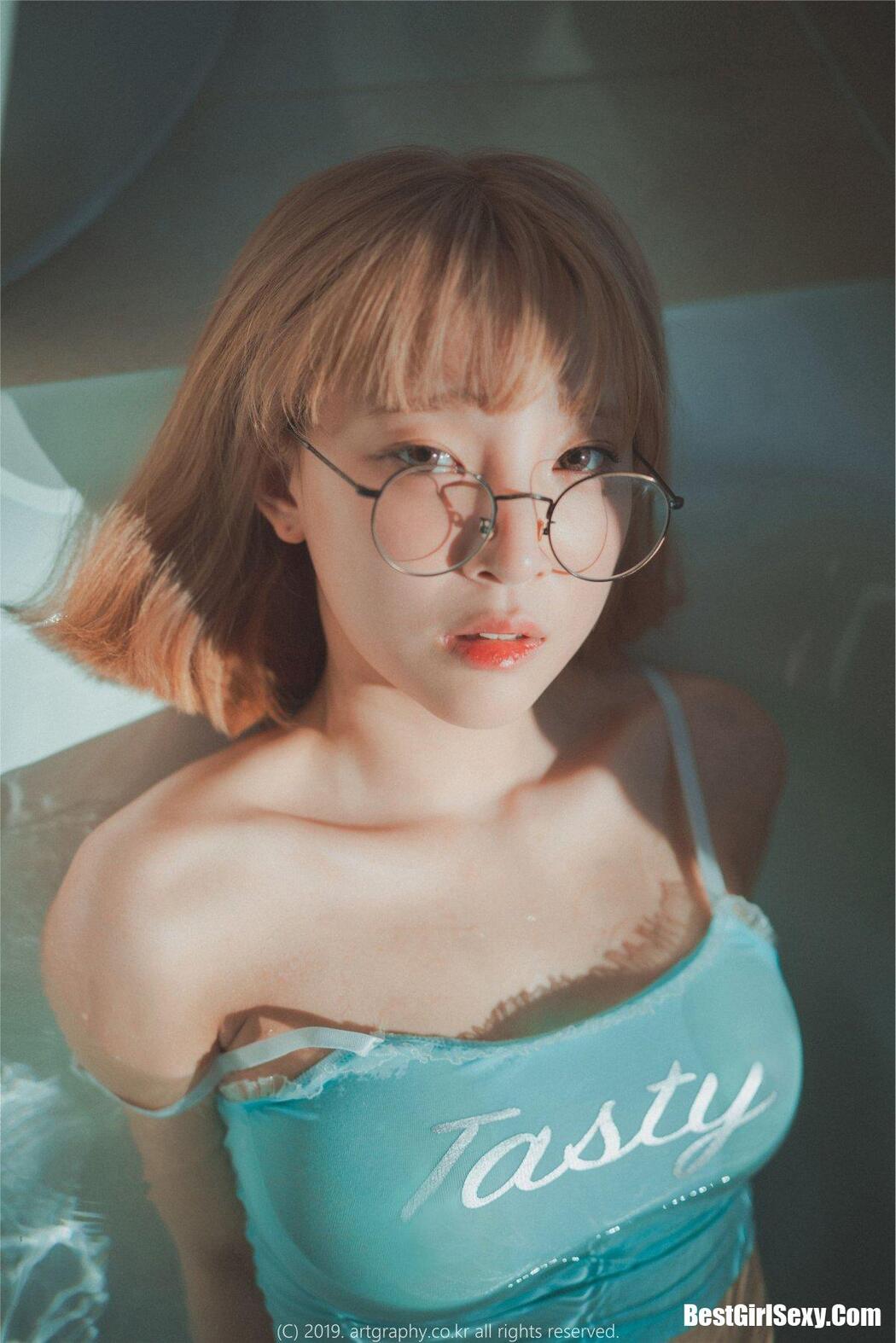 ARTGRAVIA VOL56 Kang In Kyung