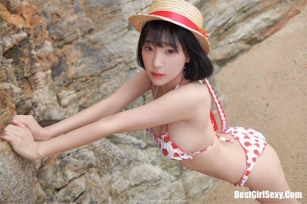 ARTGRAVIA VOL94 Kang In Kyung