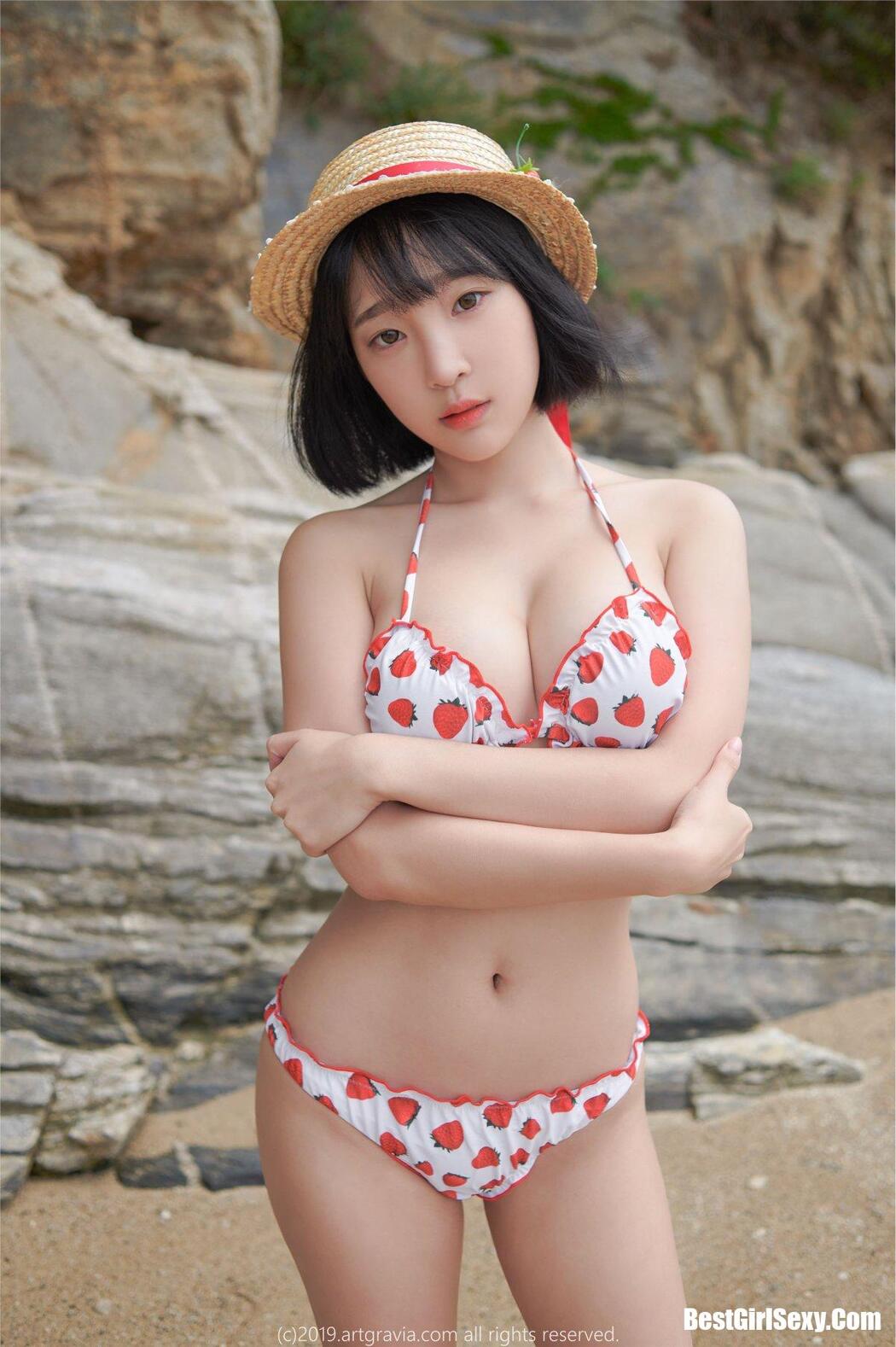 ARTGRAVIA VOL94 Kang In Kyung