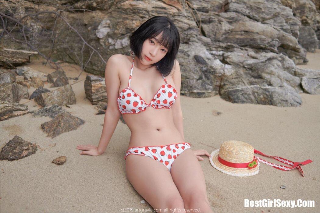 ARTGRAVIA VOL94 Kang In Kyung