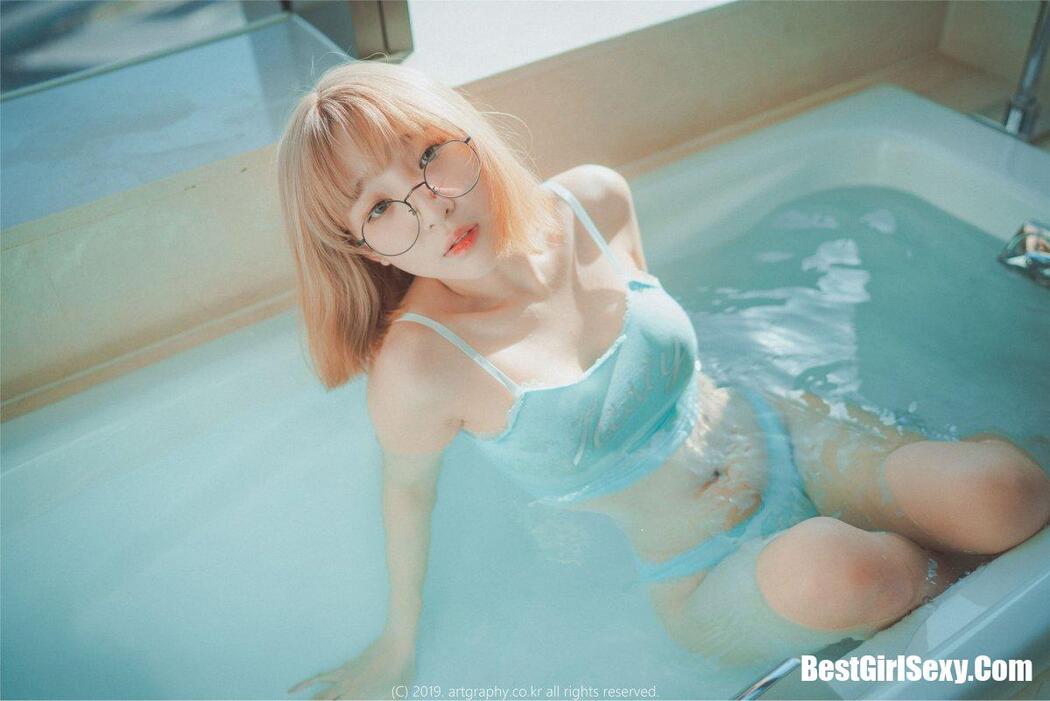 ARTGRAVIA VOL56 Kang In Kyung