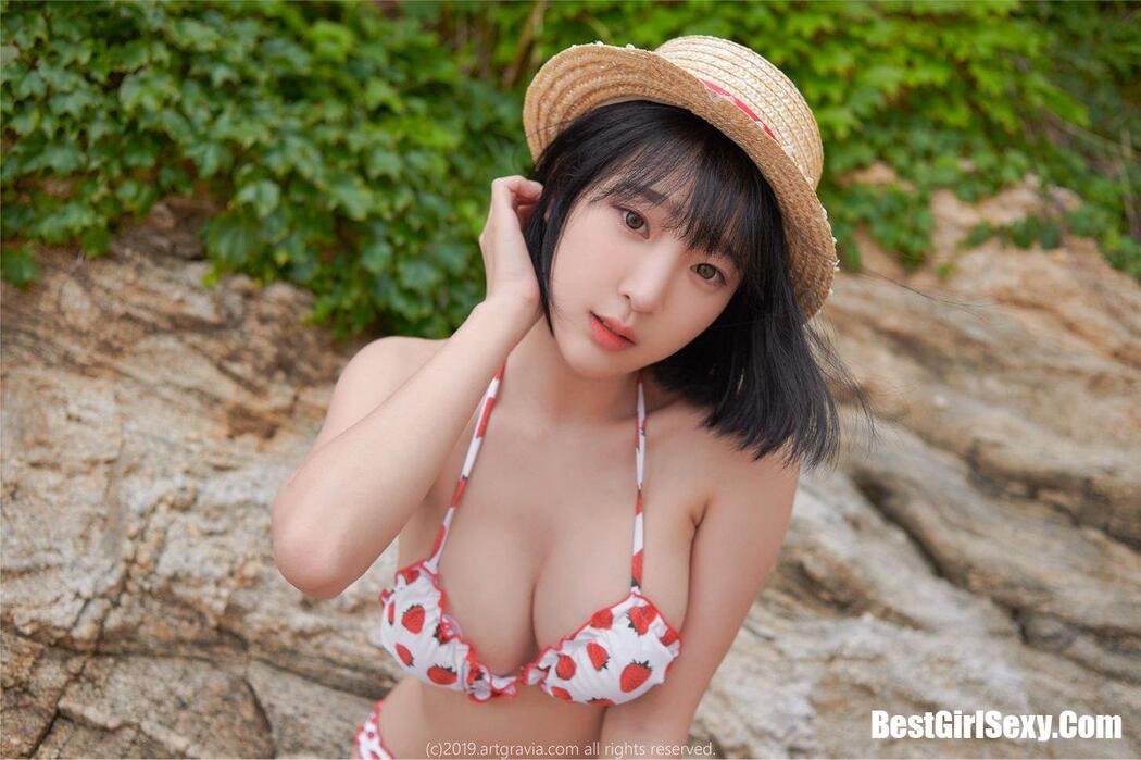 ARTGRAVIA VOL94 Kang In Kyung