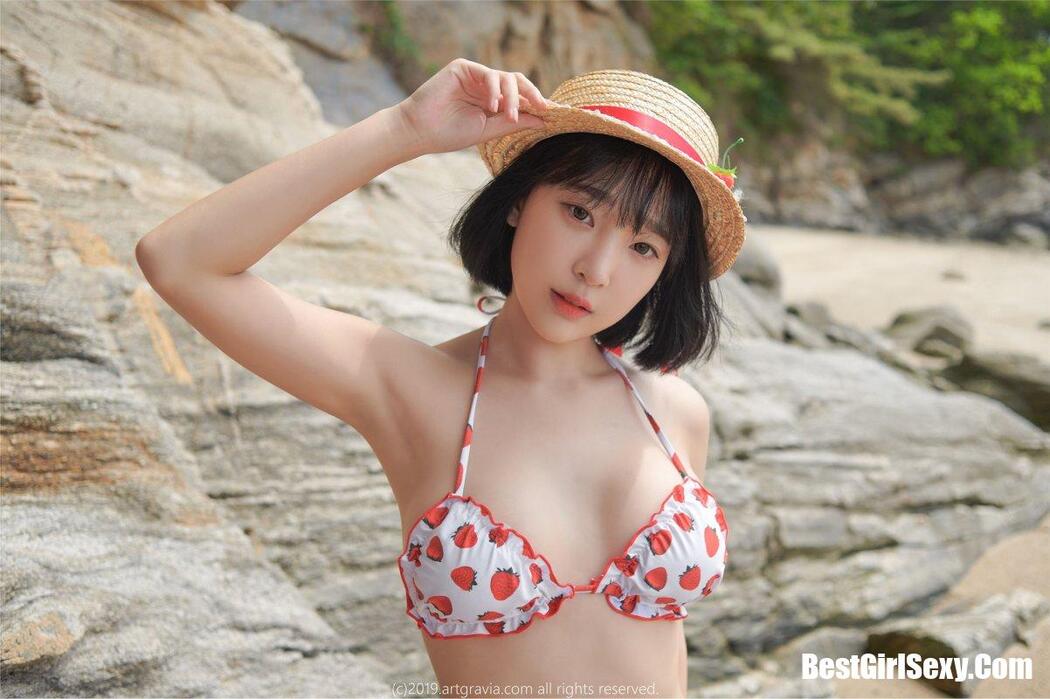 ARTGRAVIA VOL94 Kang In Kyung