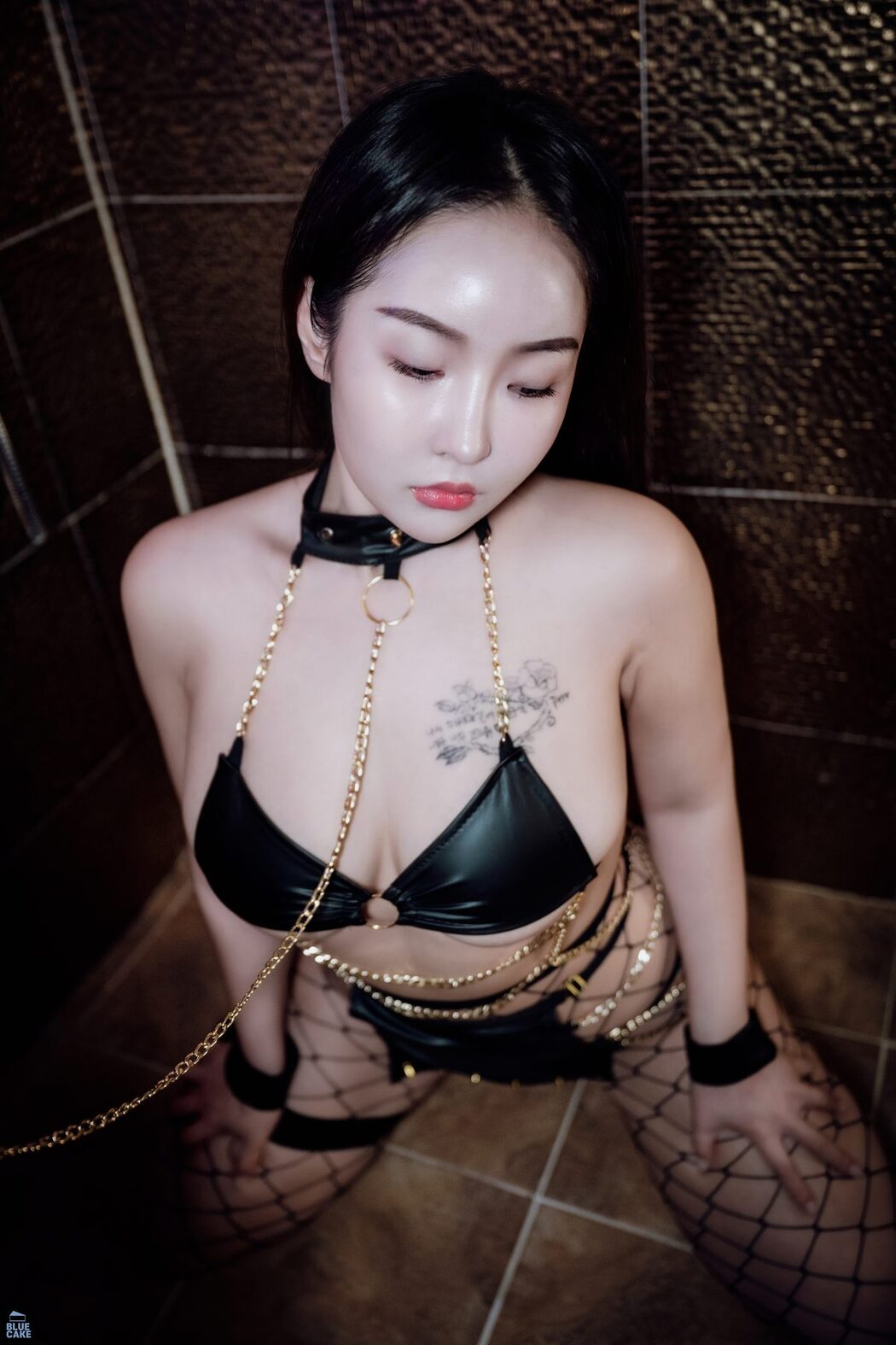 BLUECAKE Jinju 징쥬 – Booty Call