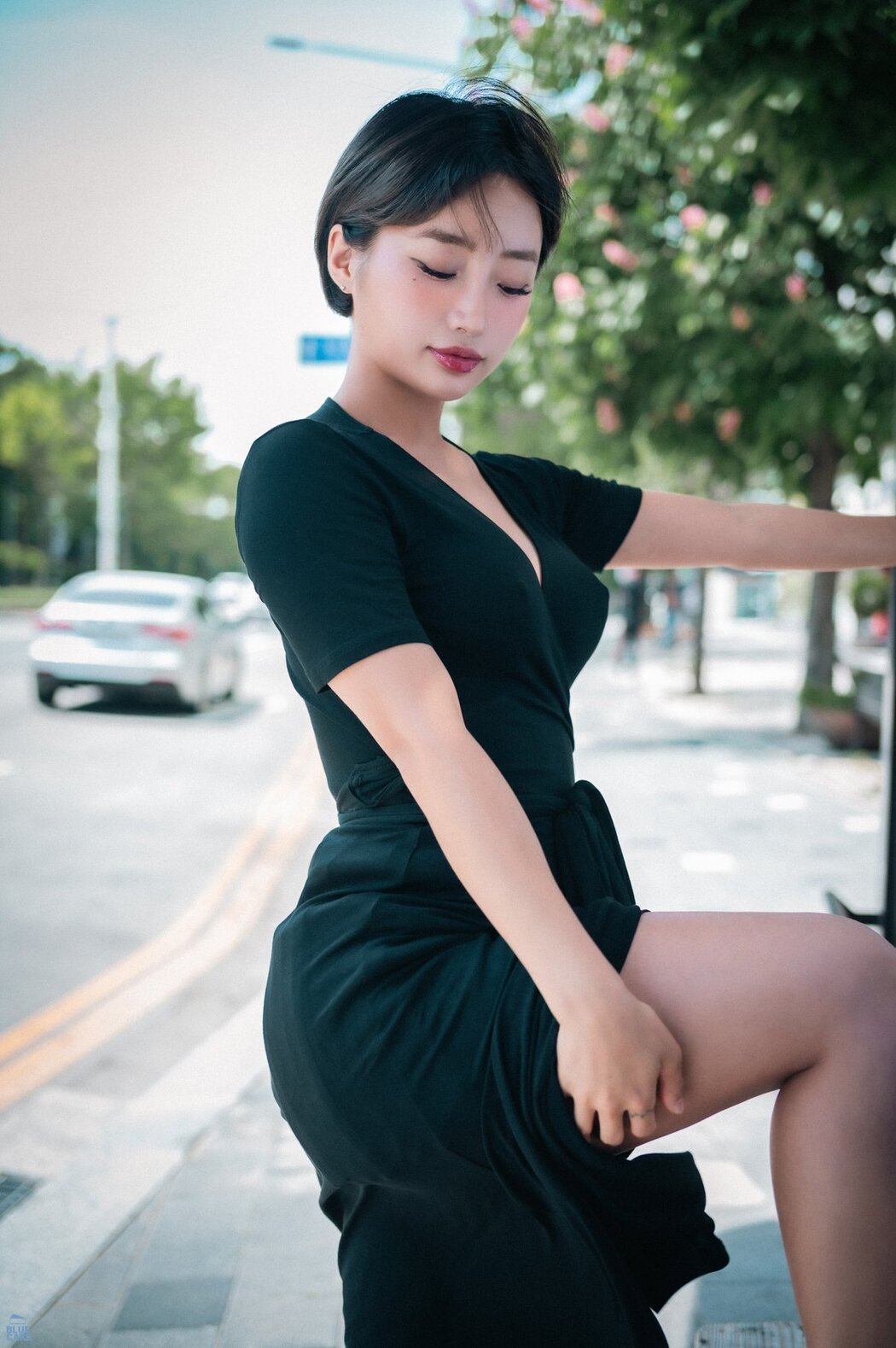 BLUECAKE Booty Queen – Walk In The Park