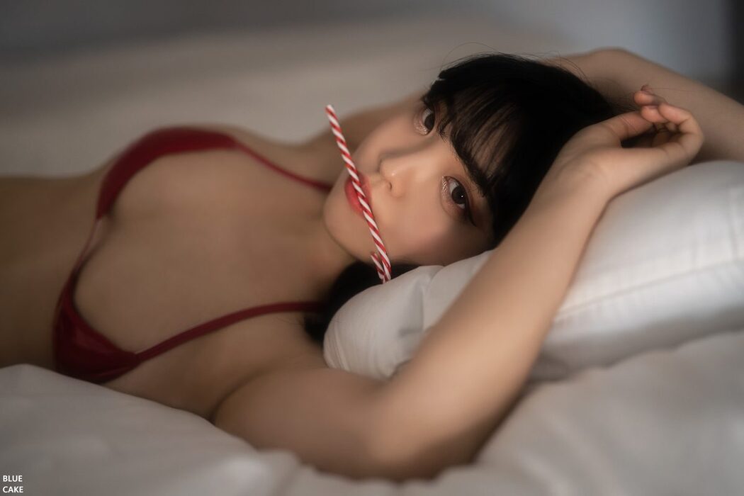 BLUECAKE Song Hana 송하나 – XMas Figure