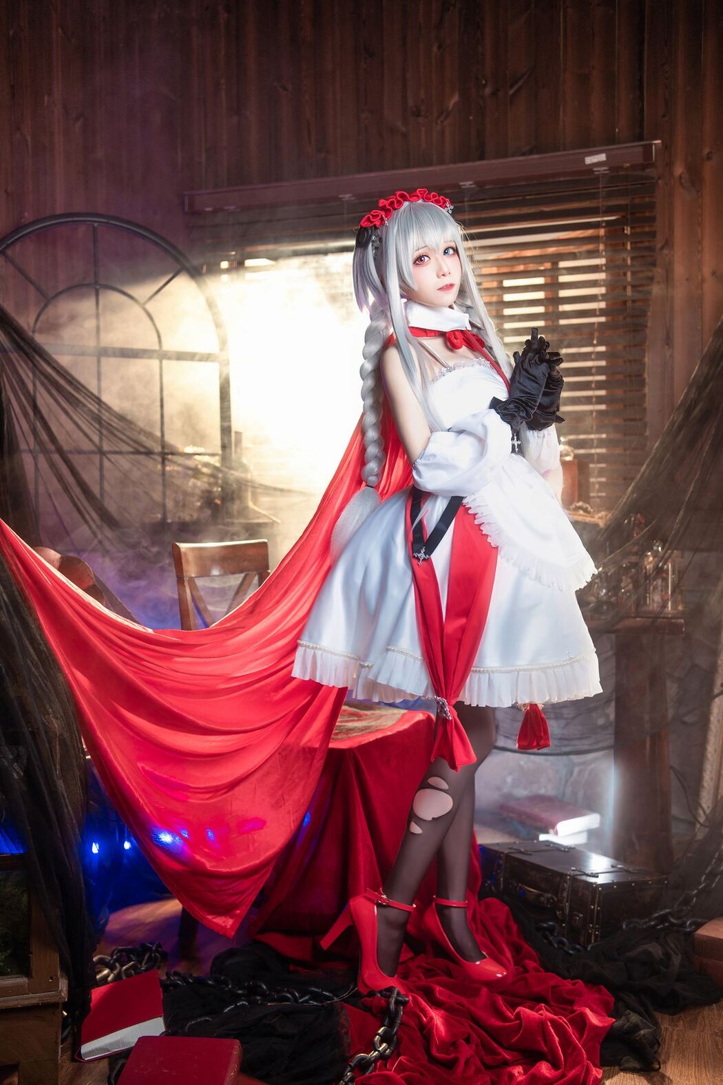 Coser@Tomoyo酱 &#8211; 碧蓝航线 埃尔宾小红帽 (31P)