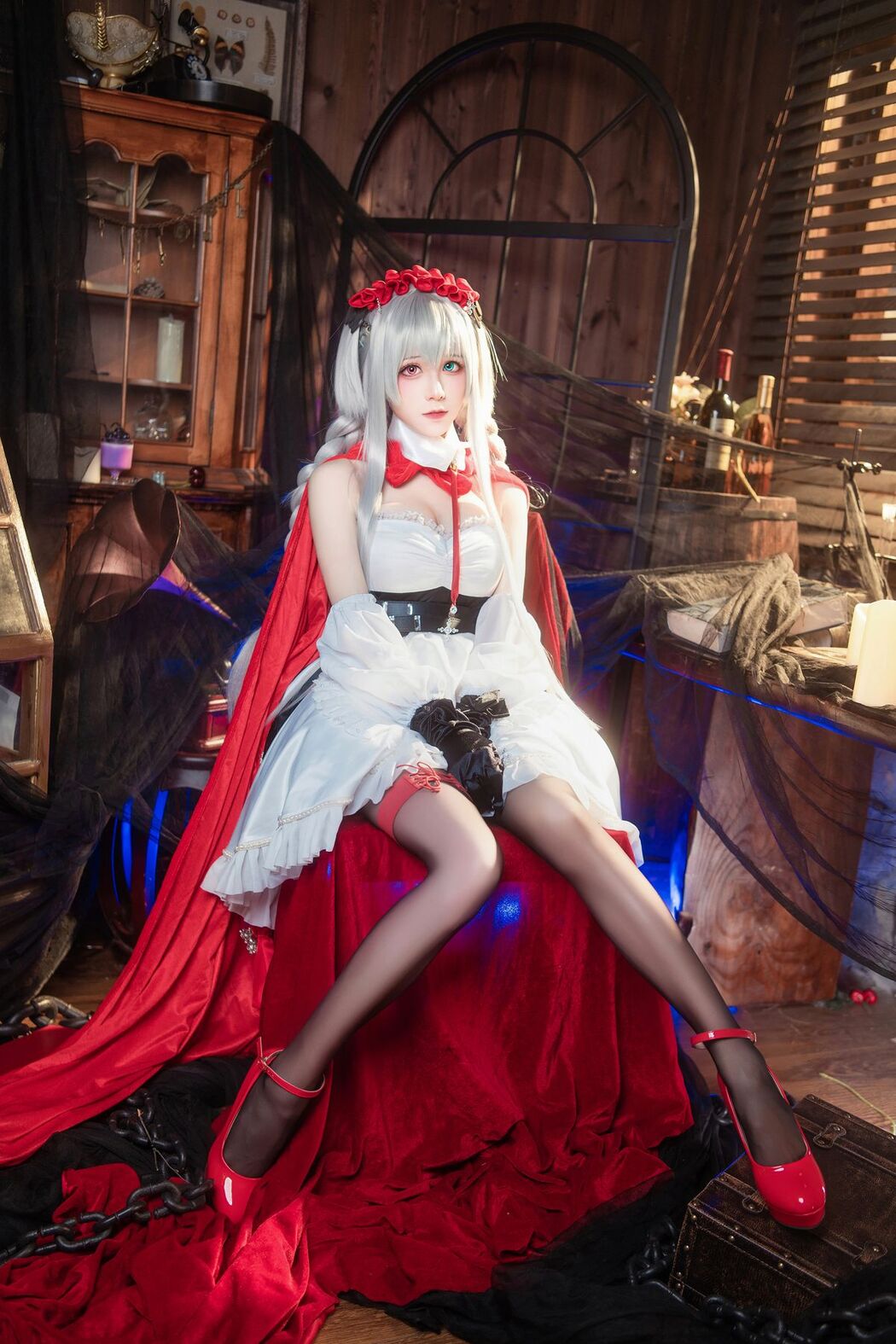 Coser@Tomoyo酱 – 碧蓝航线 埃尔宾小红帽 (31P)
