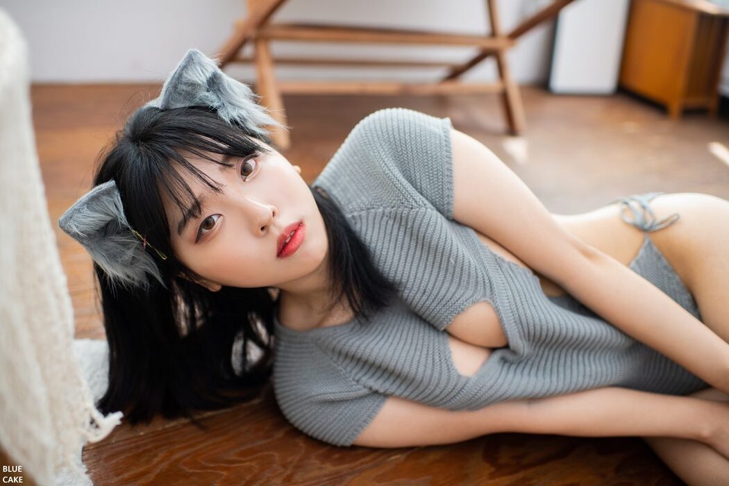 BLUECAKE Song Hana 송하나 – House Cat
