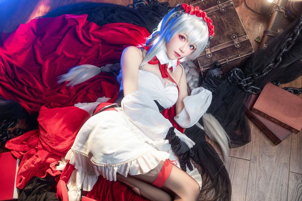 Coser@Tomoyo酱 &#8211; 碧蓝航线 埃尔宾小红帽 (31P)